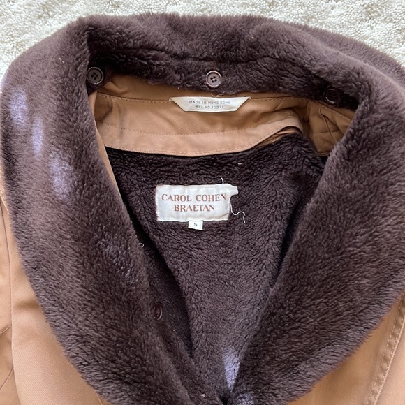 Vintage 90’s camel trench. - Picture 2 of 8